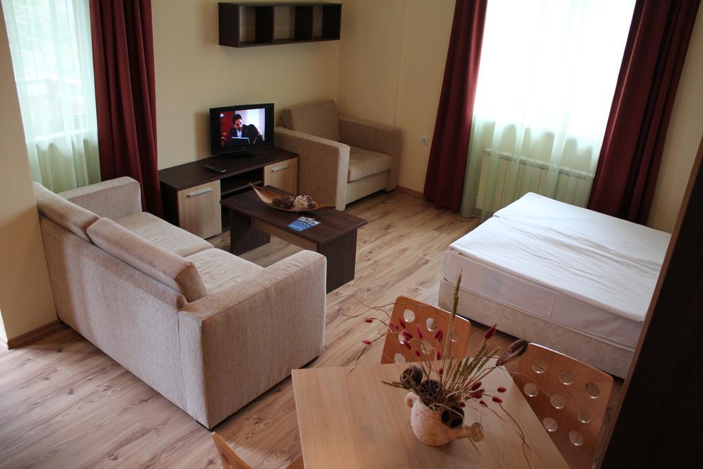 Nevada Aparthotel Pamporovo Extérieur photo